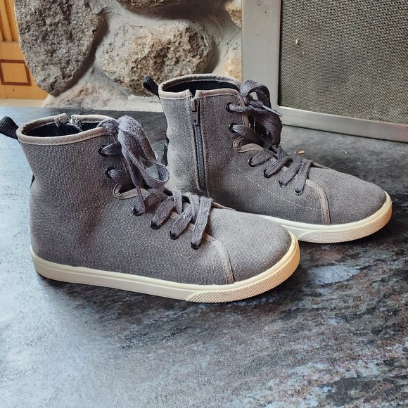 Cat & Jack Gray Canvas High-Top Sneakers Size 3 - Picture 10 of 16